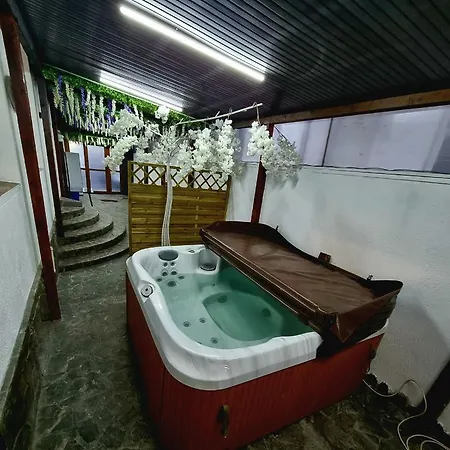 בית הארחה Pensiunea Casa Ober בראשוב